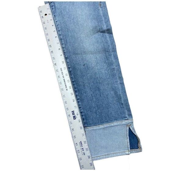 True Religion Starr Jeans Mid Rise Cropped Straight Button Fly‎ Light wash - Picture 4 of 12